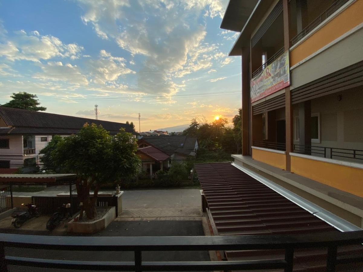 Preme Apartment @Maejo Ban pa Lan  Exterior photo